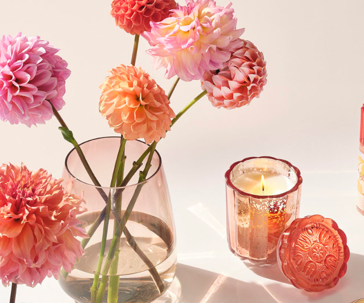 Blood Orange Dahlia Flourish Glass Candle
