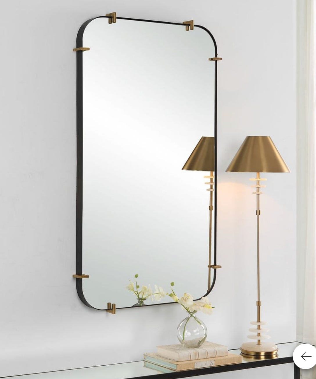 Pali Mirror