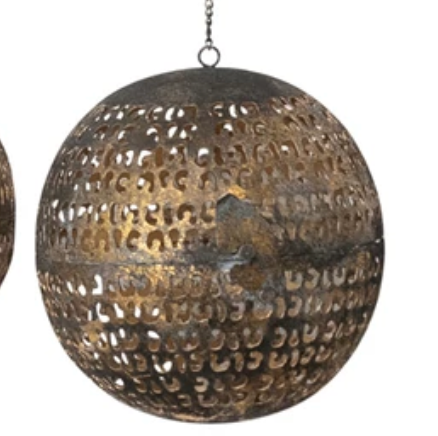 Metal opening ball ornament