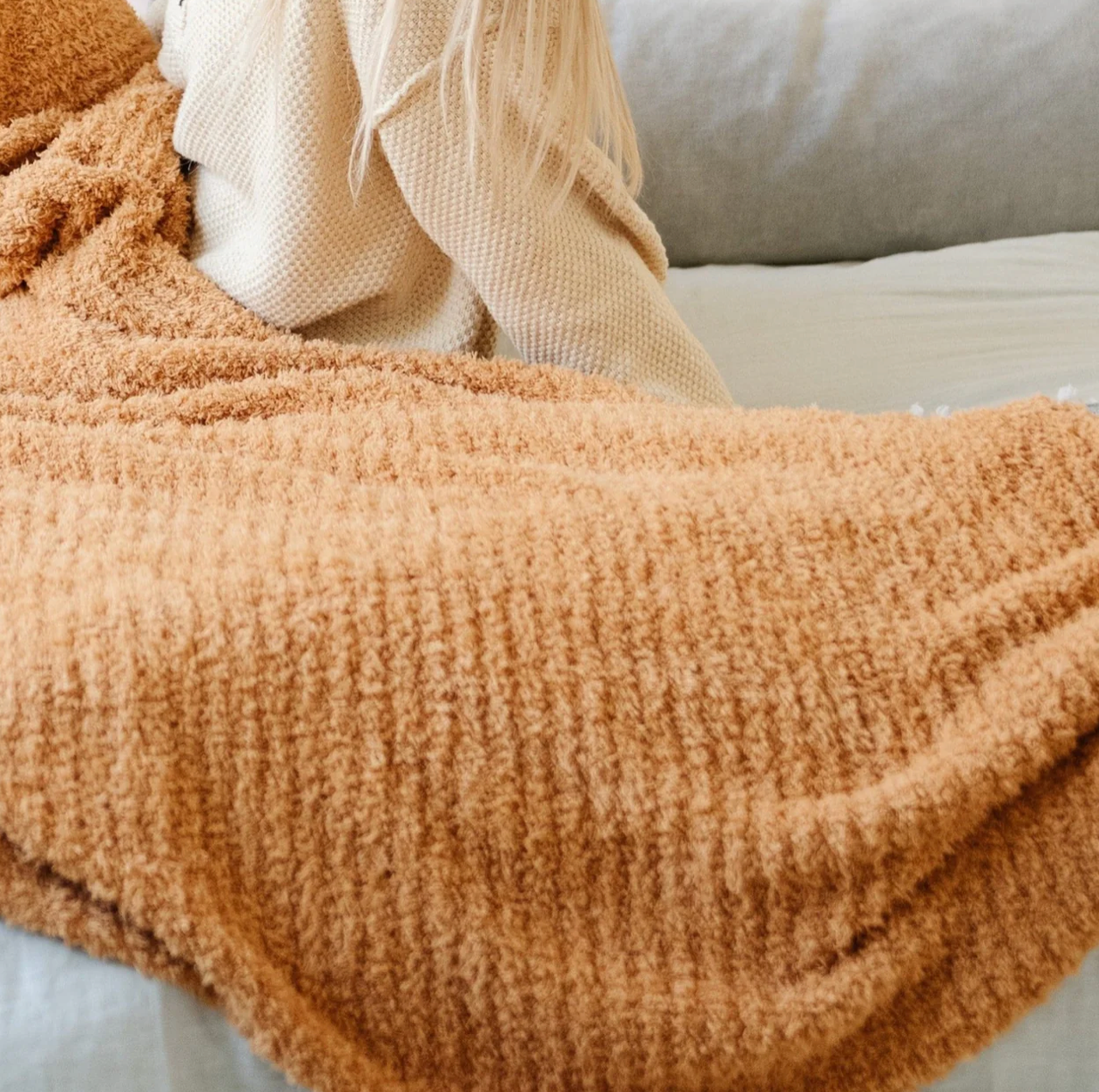 XL Ribbed Bamboni Throw Blanket