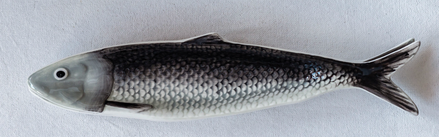Hand-Painted Sardine Plate, 2 Colors