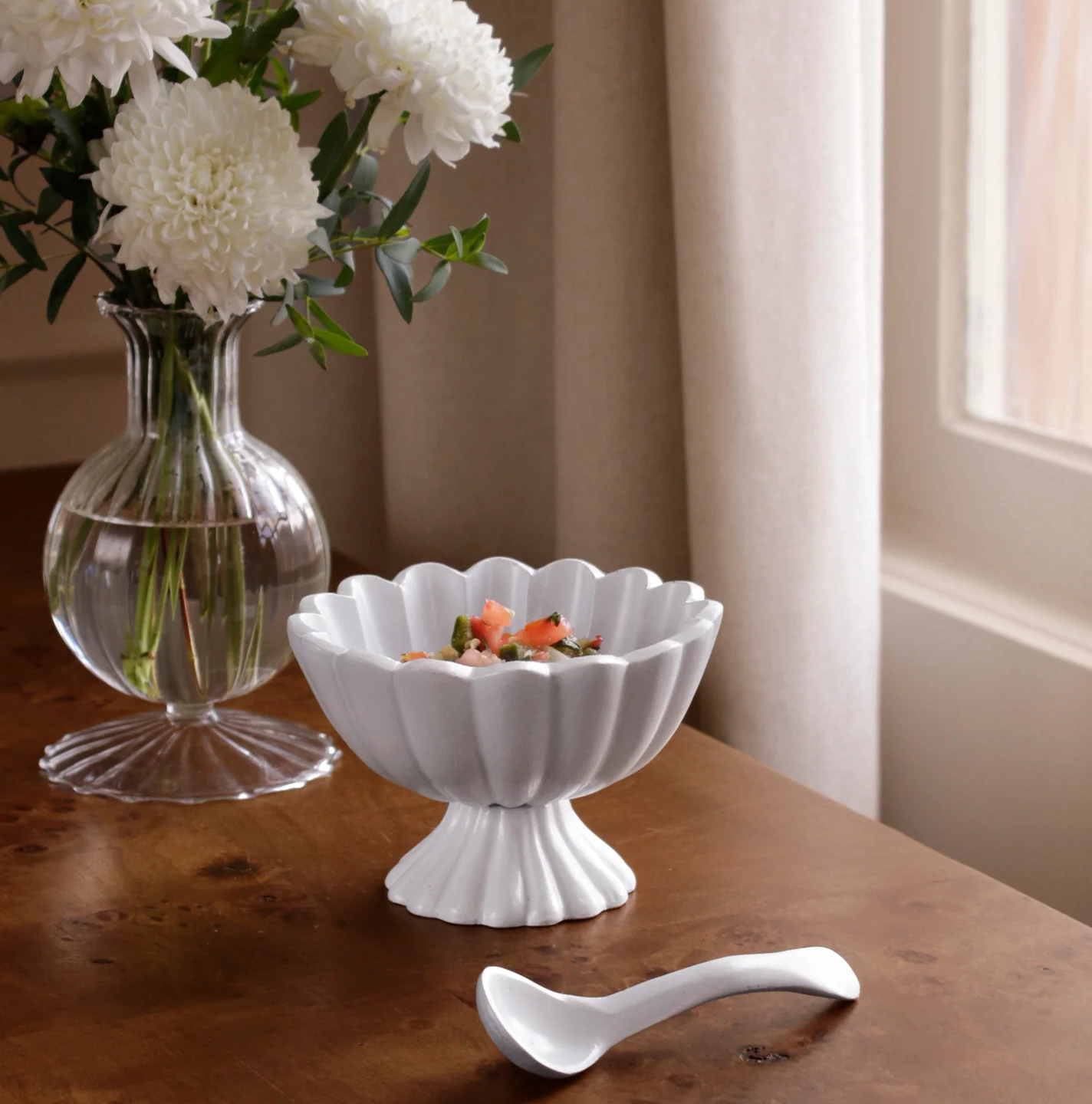 VIDA Vienna Mini Pedestal with Spoon White