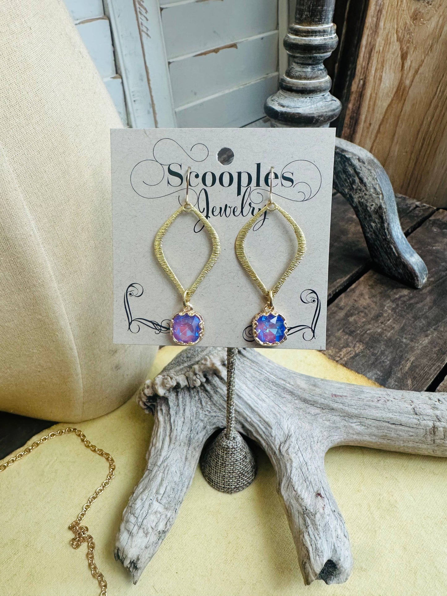 Hammered Gold Crystal Lilac