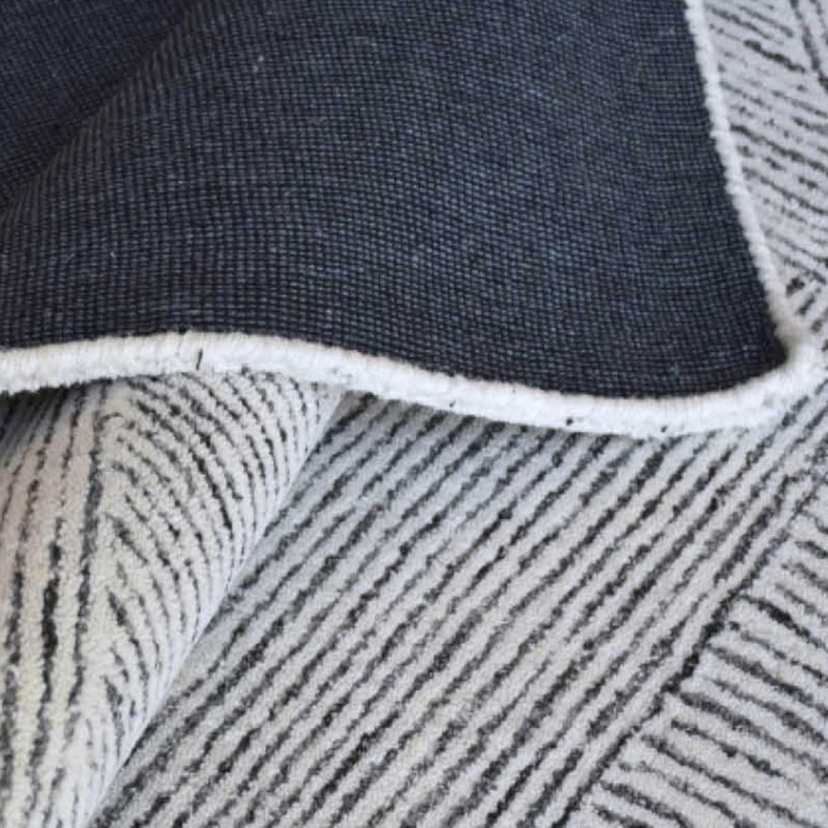 Paonia Rug