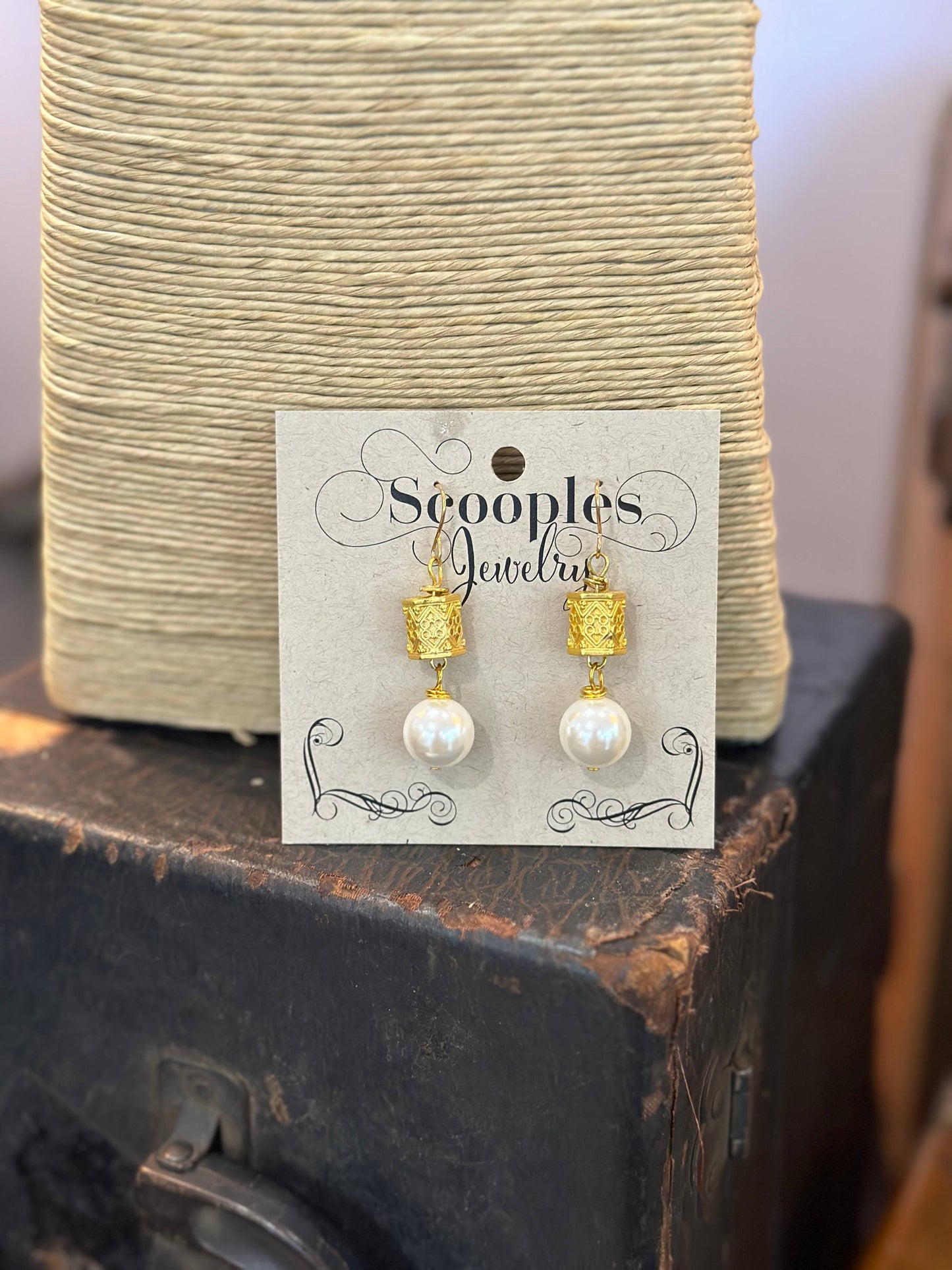 Gold Filigree Pearl - Earrings