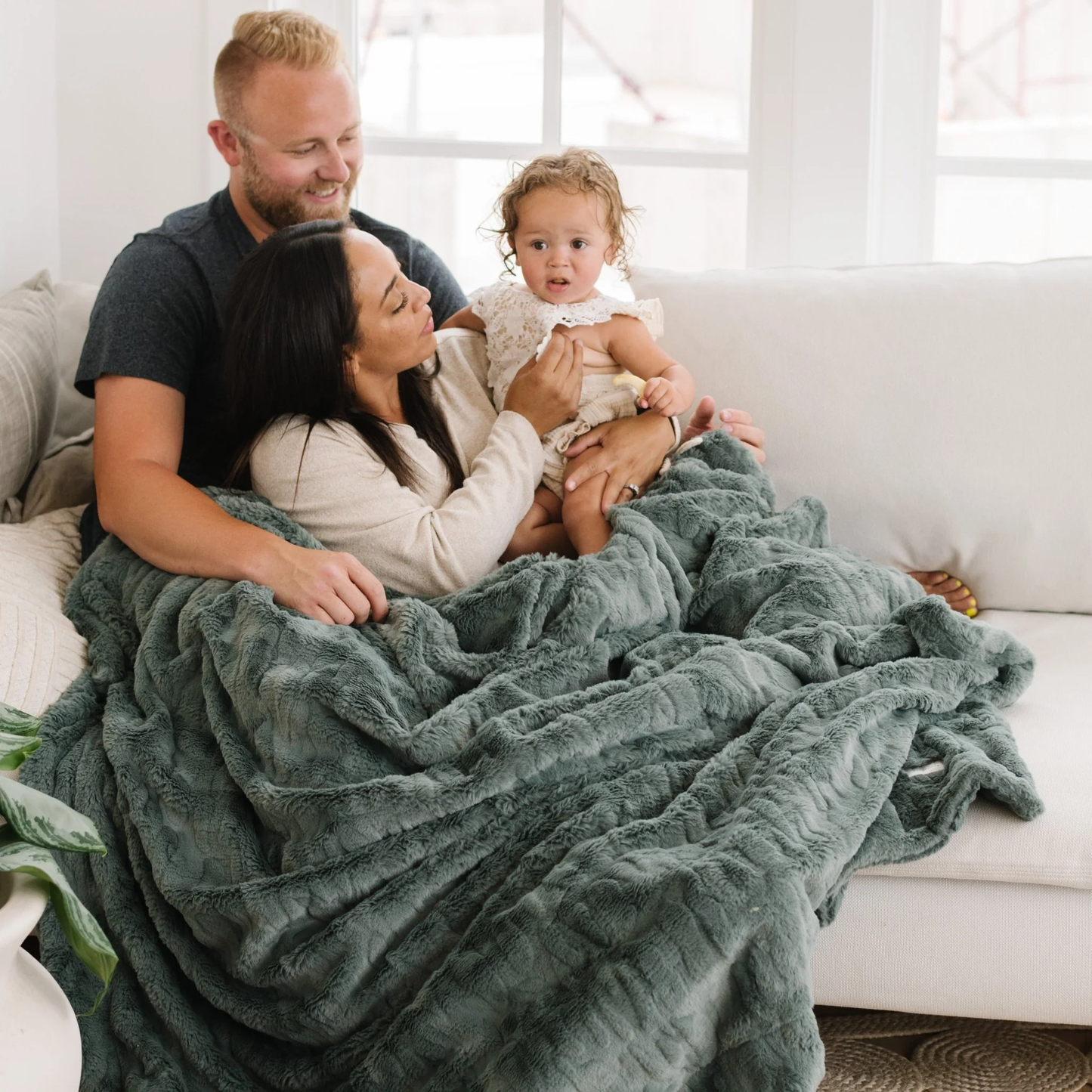 Patterned Faux Fur Throw