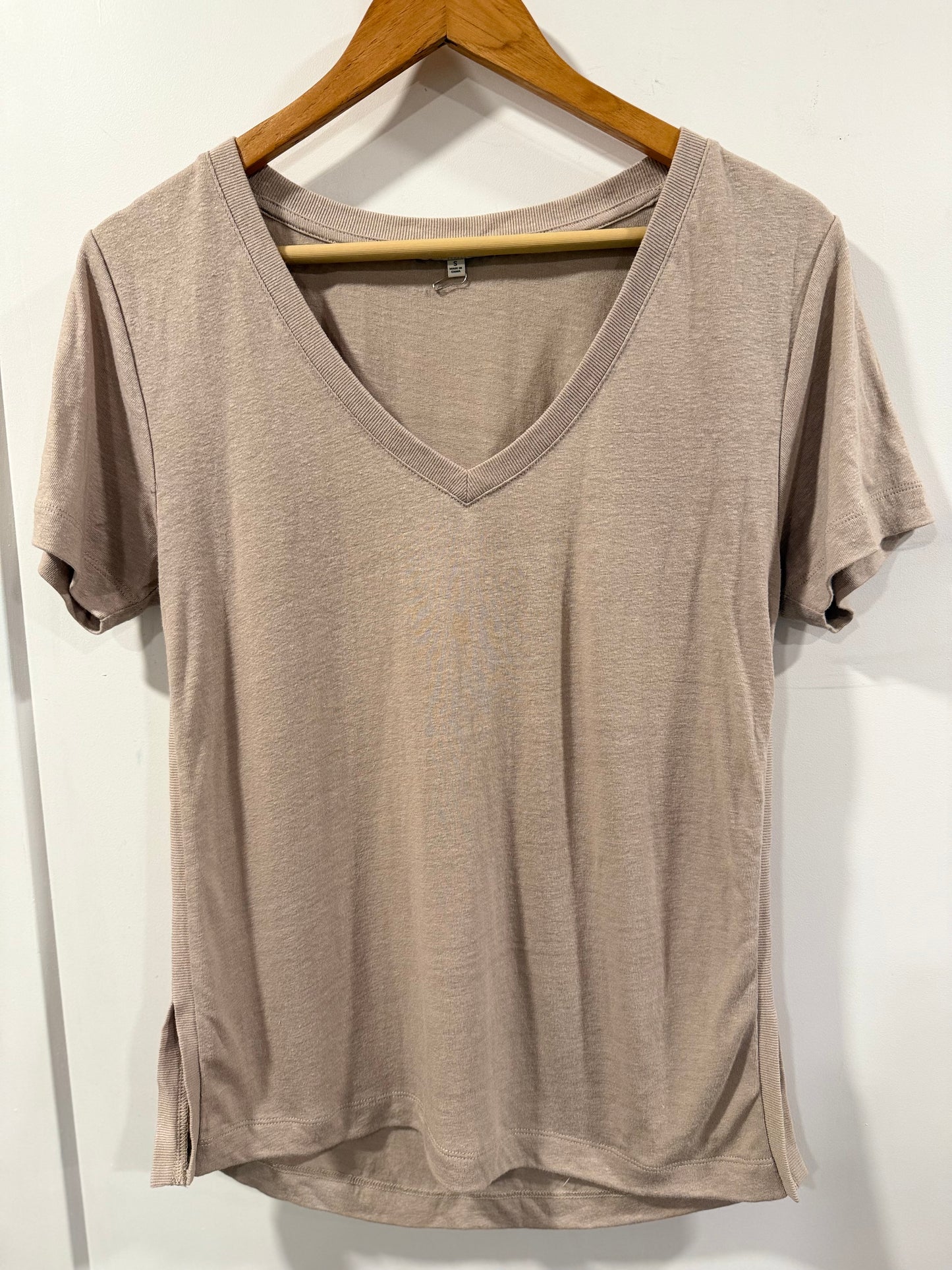 Z Supply V Neck Beachport Tee