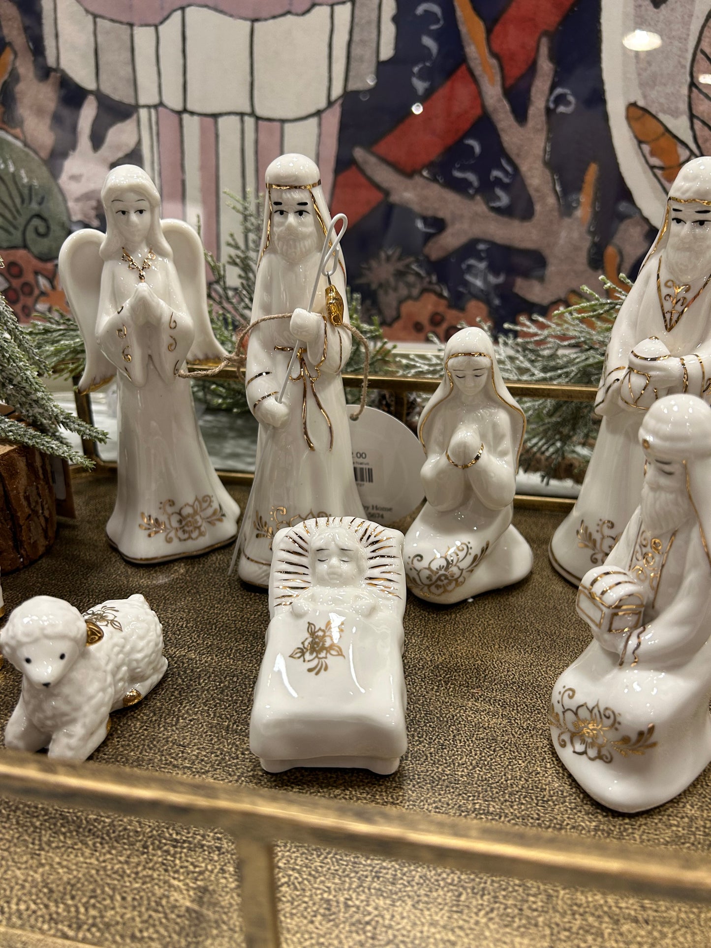 White/Gold Porcelain Nativity