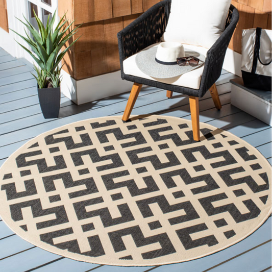 Courtyard Collection Rug Black & Beige