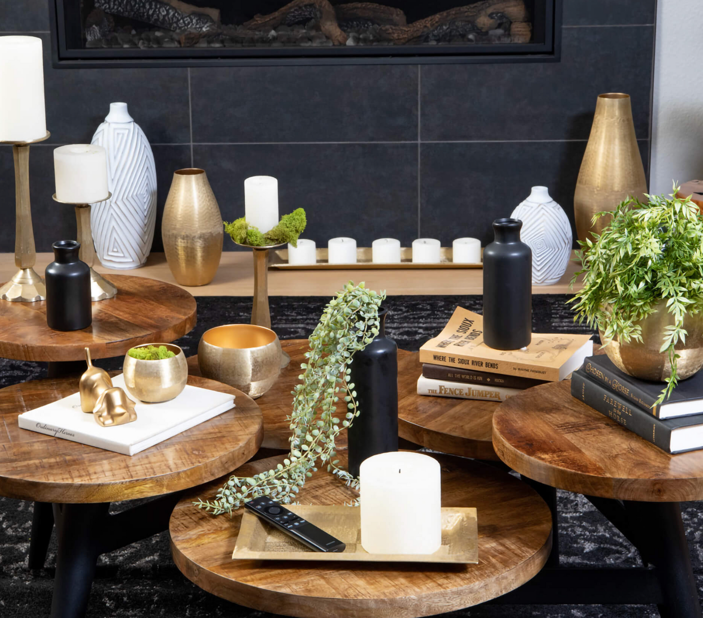 Lustrous Brushed Gold Pots