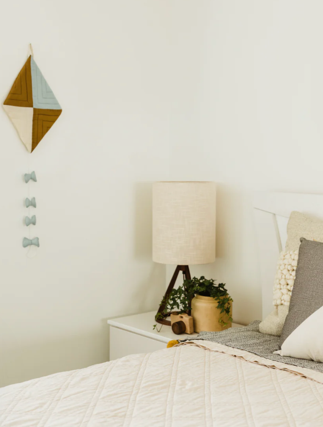 Two-Sided Kite Wall Decor