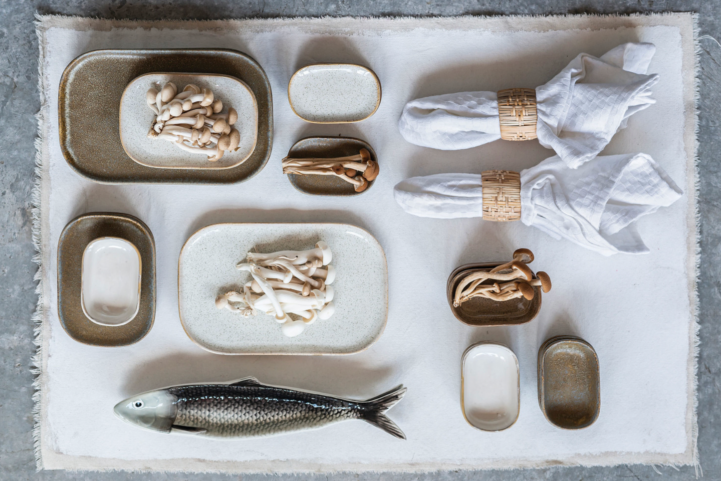 Hand-Painted Sardine Plate, 2 Colors