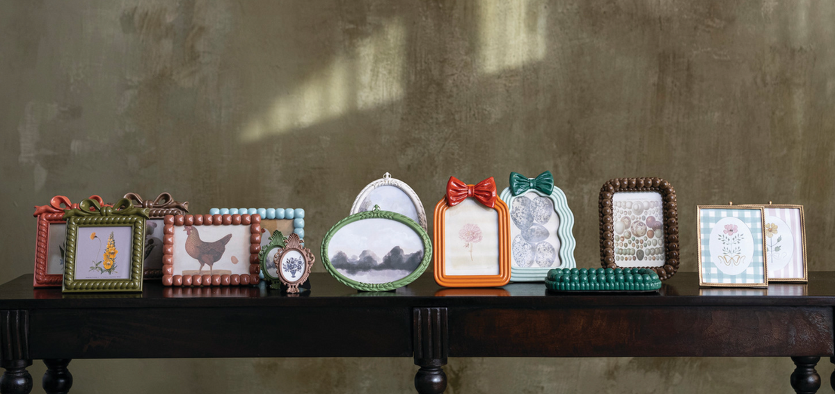 Resin Photo Frame, 3 Colors