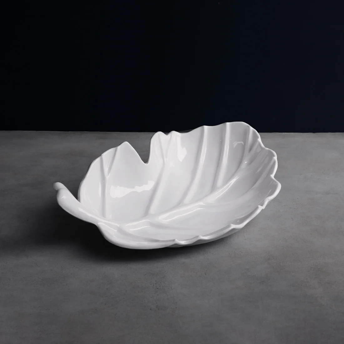 VIDA Lettuce Leaf Platter